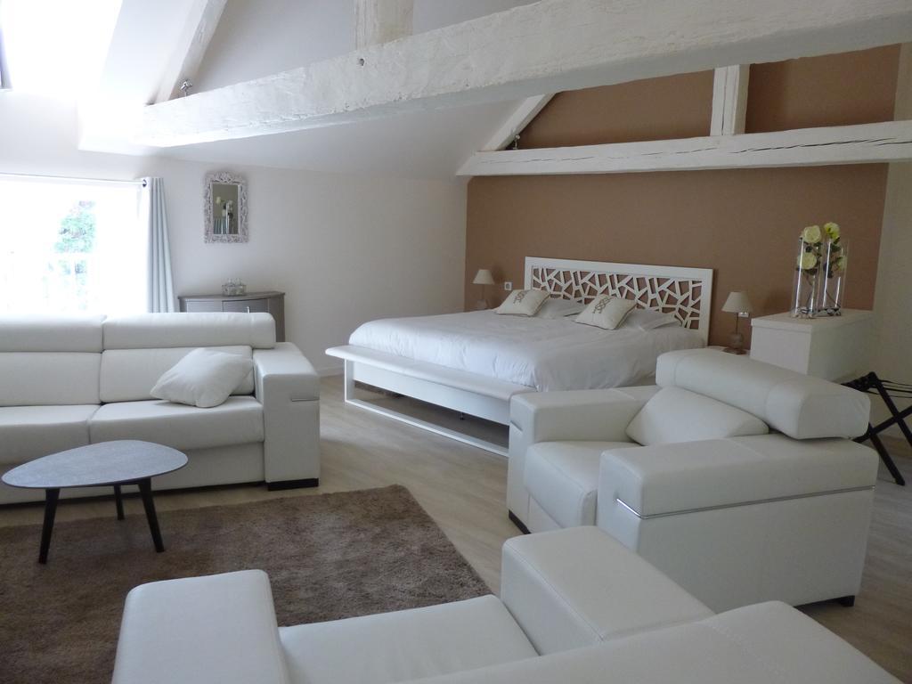 Hotel Le Saint Martin Sablé-sur-Sarthe Δωμάτιο φωτογραφία