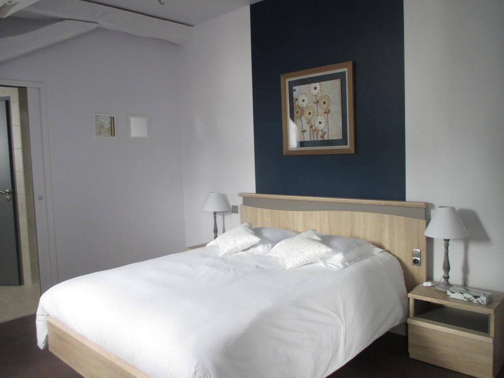 Hotel Le Saint Martin Sablé-sur-Sarthe Εξωτερικό φωτογραφία