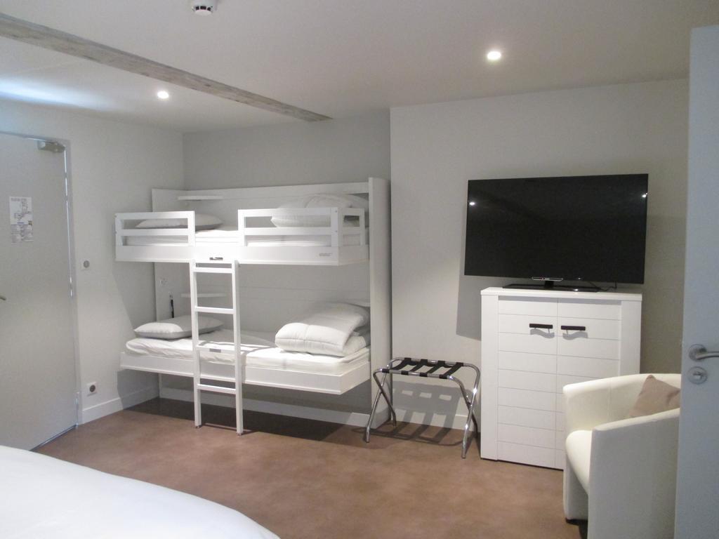 Hotel Le Saint Martin Sablé-sur-Sarthe Δωμάτιο φωτογραφία