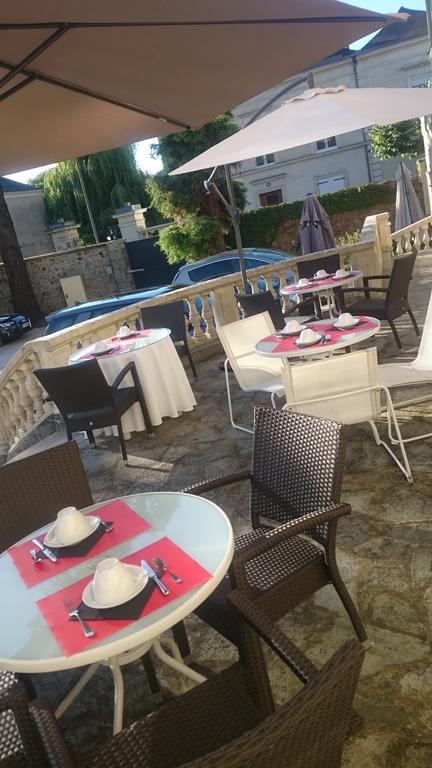 Hotel Le Saint Martin Sablé-sur-Sarthe Εξωτερικό φωτογραφία
